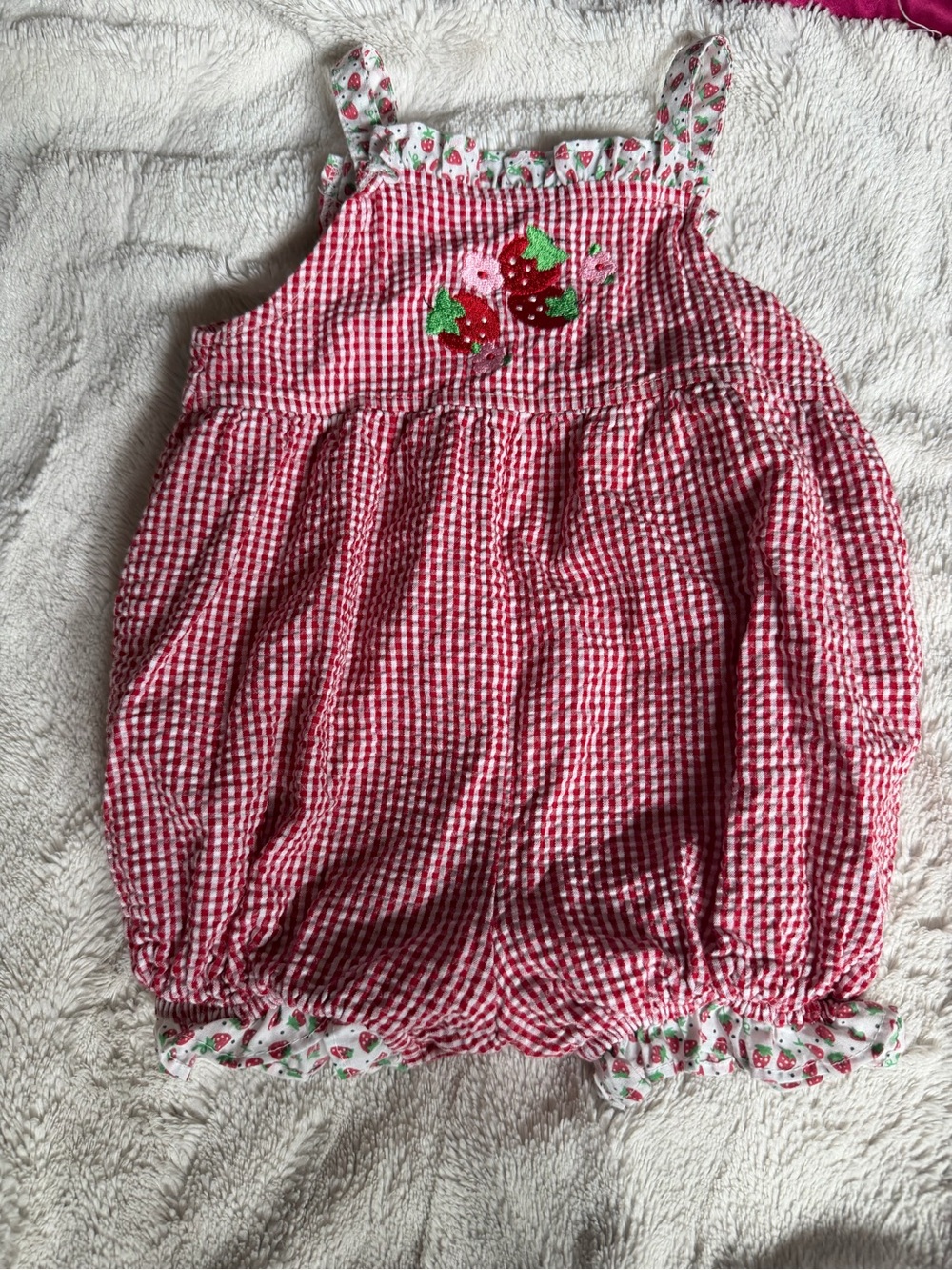 Vintage miniwear ruffle Red Gingham Strawberry Bubble Romper